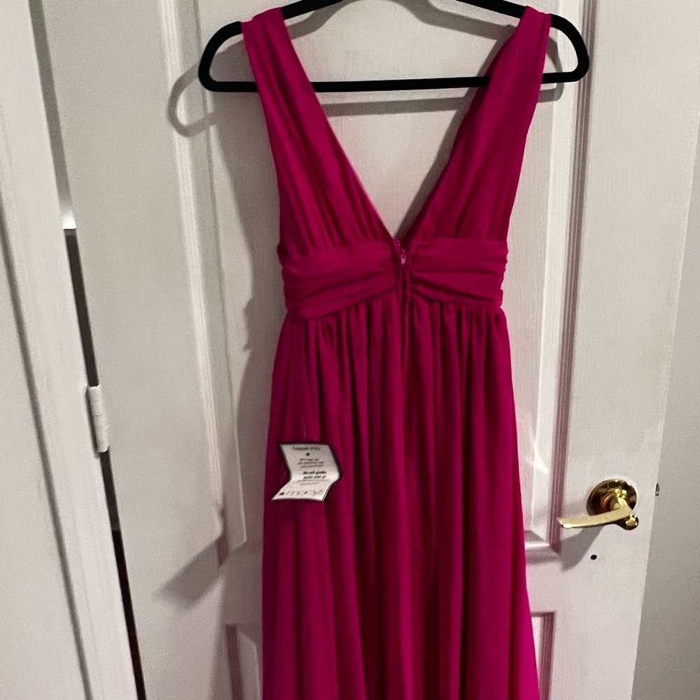 Dress - Picture 3 of 4